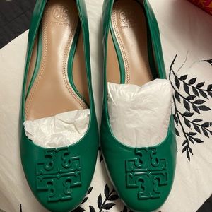 Tory Burch Green Logo Ballet Flats